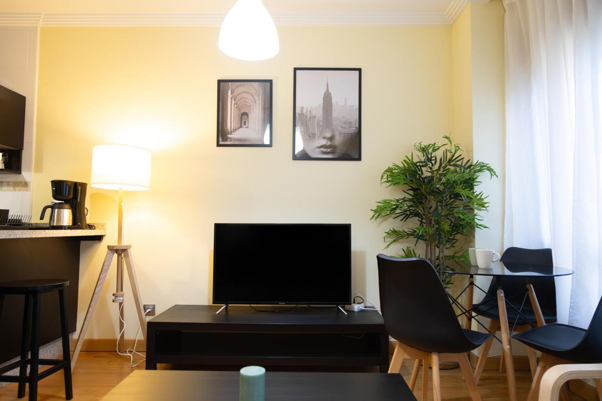 Apartamento Con Garaje, Centrico Y Luminoso Pontevedra Ngoại thất bức ảnh