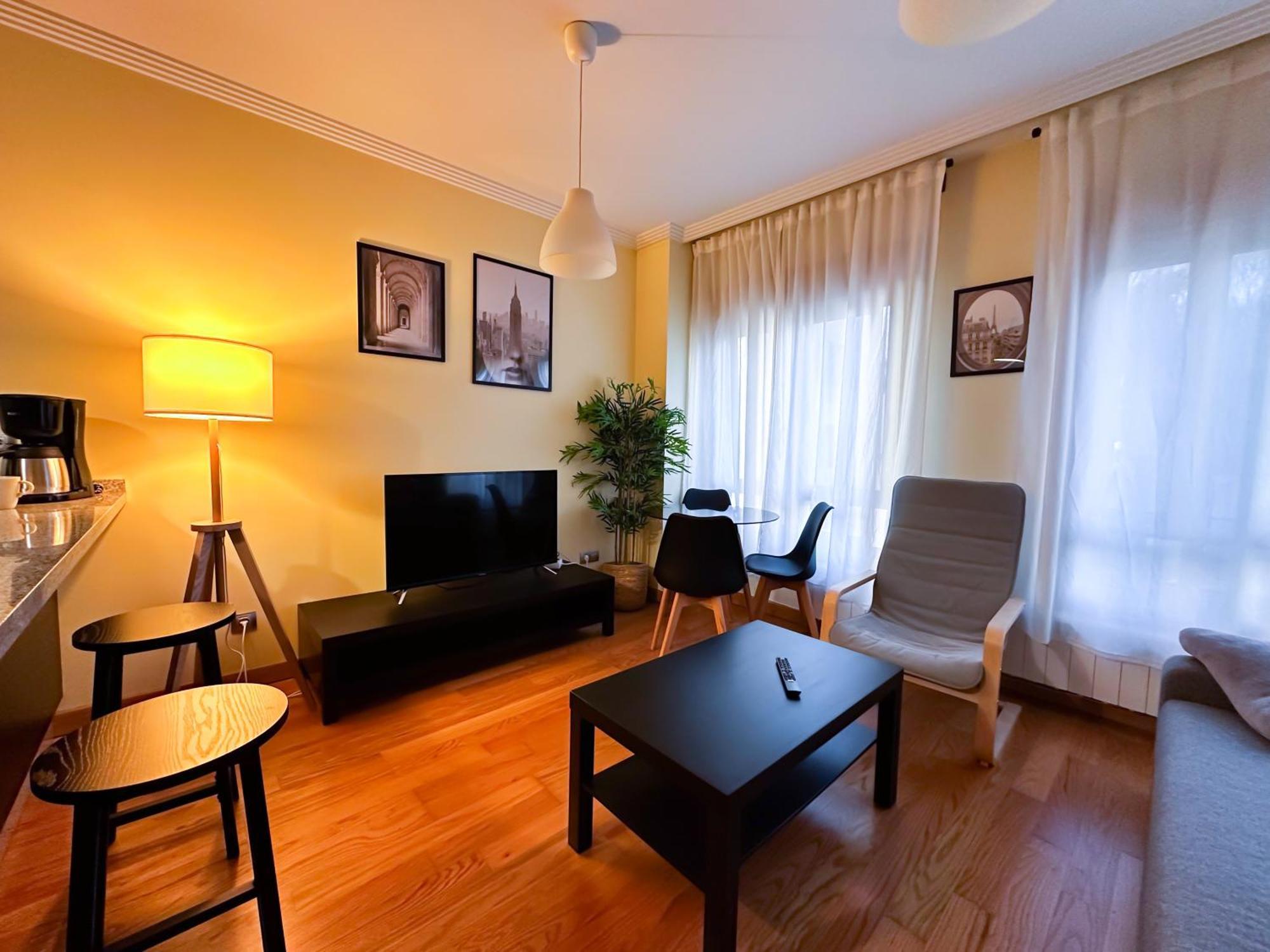 Apartamento Con Garaje, Centrico Y Luminoso Pontevedra Ngoại thất bức ảnh
